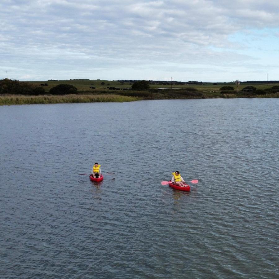 Coorong Island Retreat - Farm Stay At Pet Friendly Property Meningie Екстериор снимка