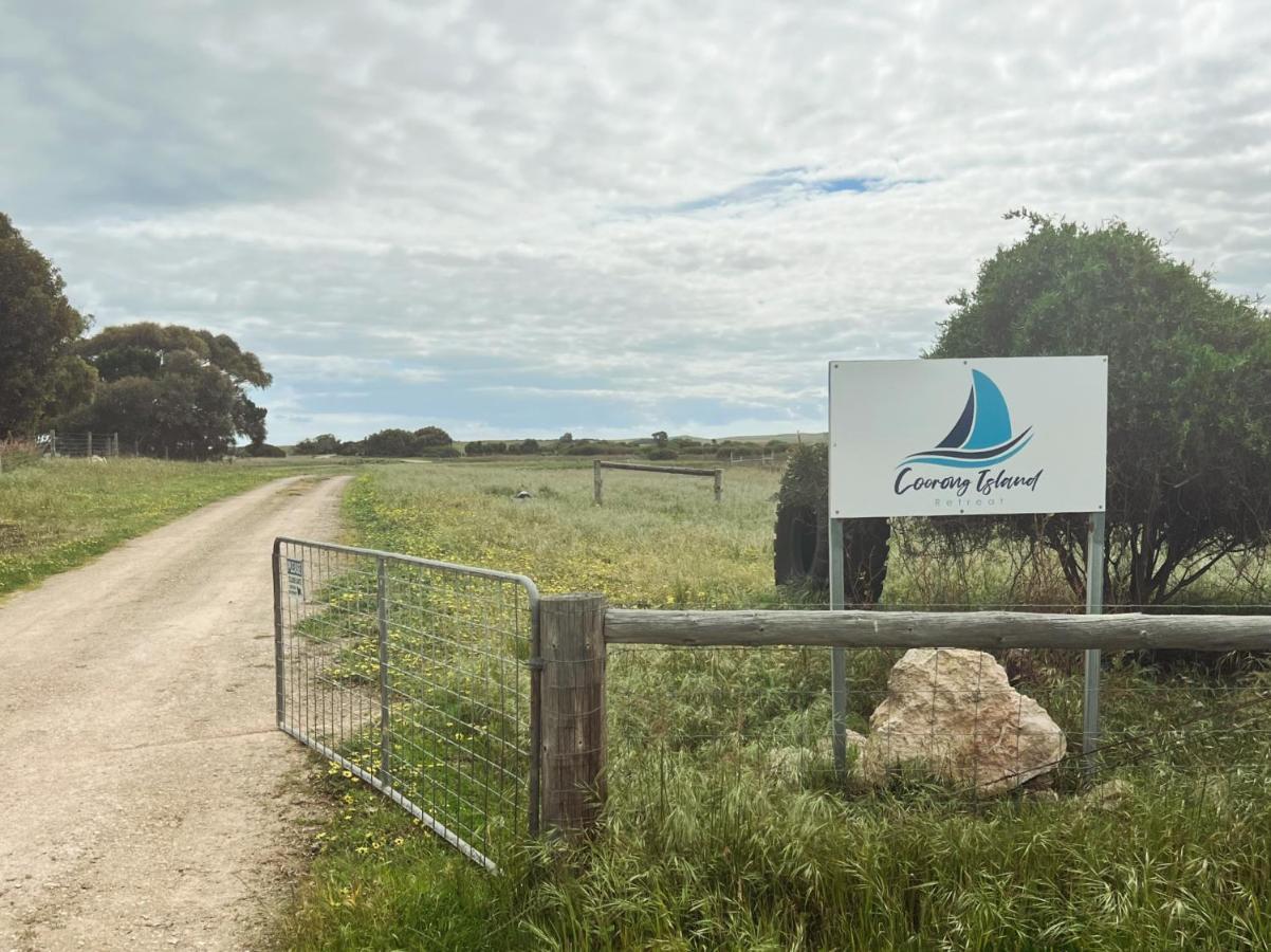 Coorong Island Retreat - Farm Stay At Pet Friendly Property Meningie Екстериор снимка